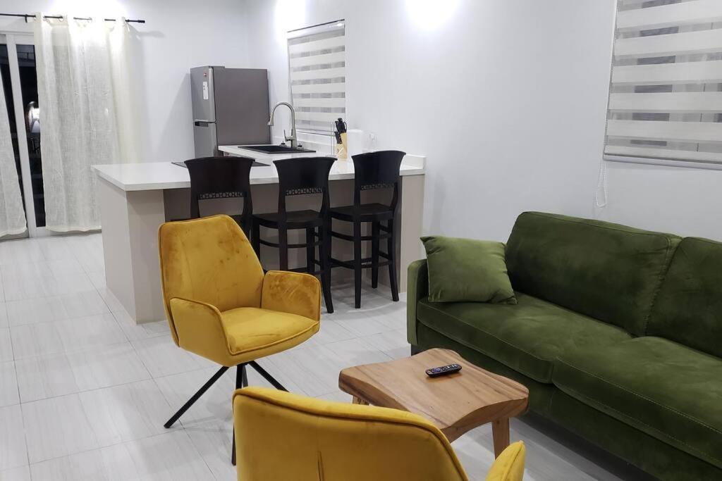 Cg Apartment - Turtuga Виллемстад Экстерьер фото